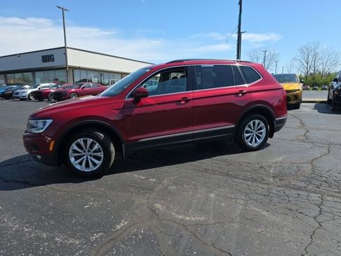 Used 2018 Volkswagen Tiguan SE AWD/4WD image 4