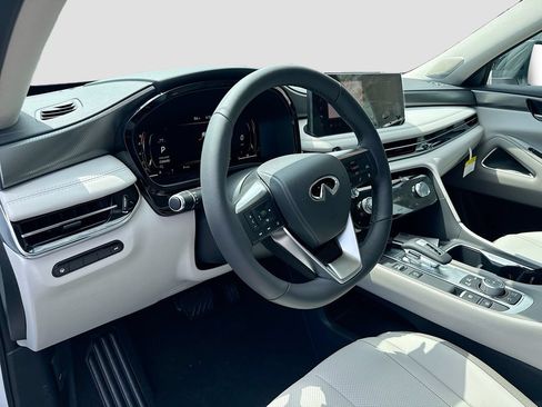 Certified 2026 INFINITI QX60 Luxe w/ Cargo Package FWD image 10