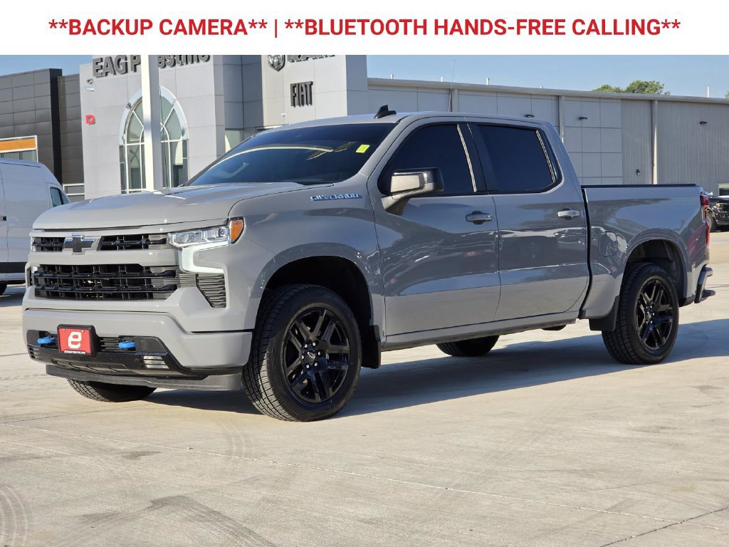 Used 2025 Chevrolet Silverado 1500 RST AWD/4WD image 3
