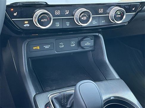New 2025 Honda Civic Sport image 18