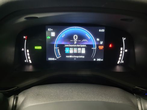 Used 2025 Toyota Camry LE FWD image 22