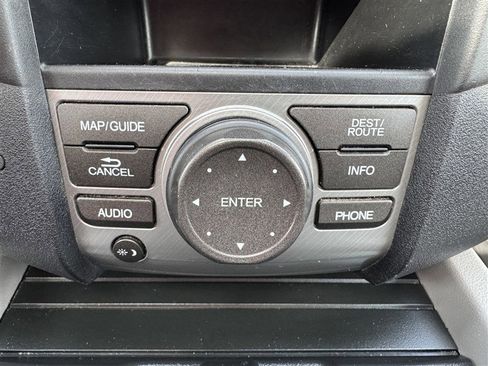 Used 2013 Honda Pilot Touring image 20