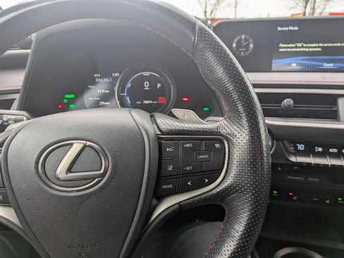 Used 2020 Lexus UX 250h F Sport image 19