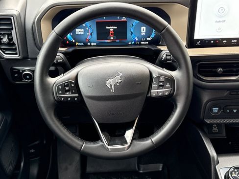 Used 2025 Ford Bronco Sport Big Bend image 14