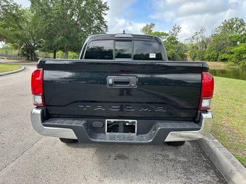 Used 2023 Toyota Tacoma SR5 RWD image 4