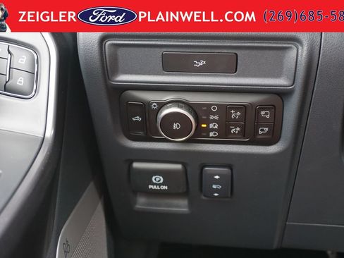 Used 2026 Ford F150 Lariat AWD/4WD image 30