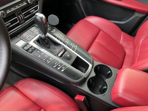 Used 2020 Porsche Macan S image 15