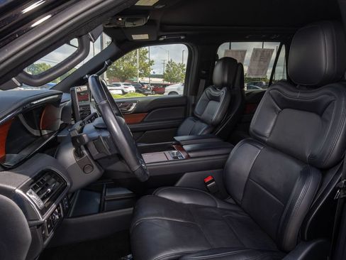 Used 2024 Lincoln Navigator Reserve AWD/4WD image 13