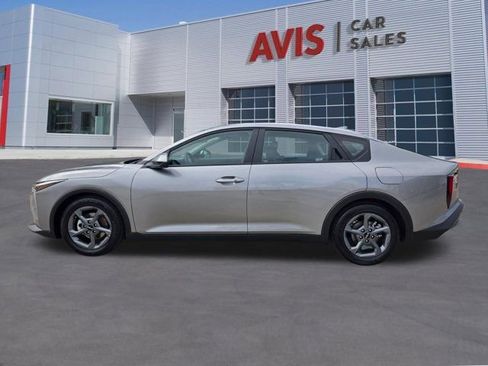 Used 2025 Kia K4 LXS image 11