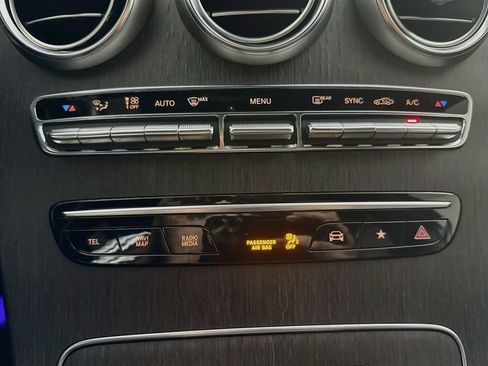 Used 2022 Mercedes-Benz GLC 300 image 15