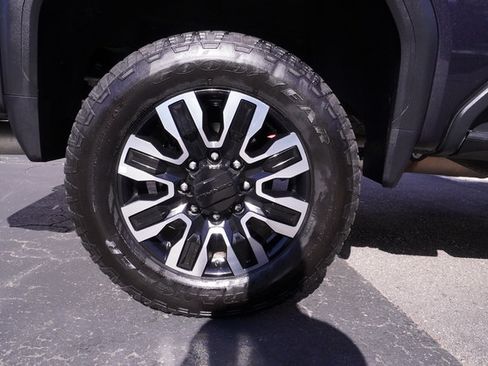 Used 2024 GMC Sierra 3500 Denali Ultimate AWD/4WD image 41