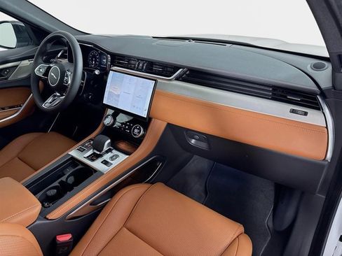 New 2026 Jaguar F-PACE R-Dynamic S image 31