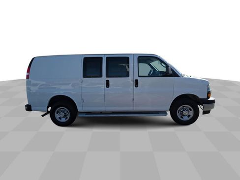 Used 2024 Chevrolet Express 2500 w/ Driver Convenience Package RWD image 9
