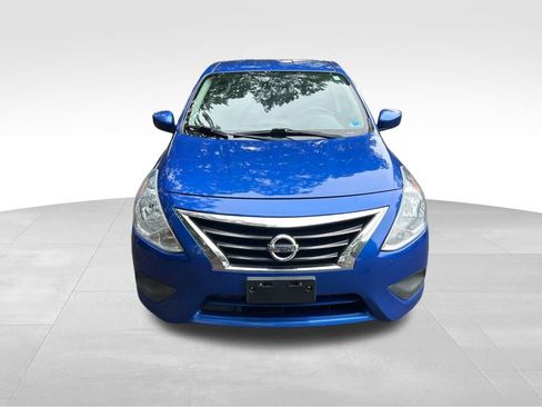 Used 2016 Nissan Versa SV FWD image 9