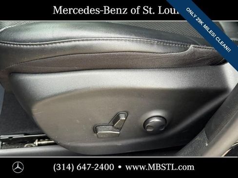 Used 2022 Jeep Cherokee Limited image 19