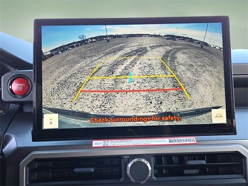 Used 2024 Toyota Tacoma TRD Sport w/ TRD Sport Upgrade Package image 31