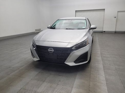 Used 2023 Nissan Altima 2.5 S FWD image 15