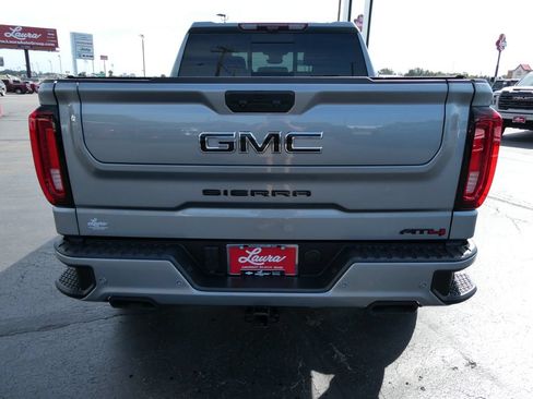Used 2025 GMC Sierra 1500 AT4 w/ AT4 Premium Package AWD/4WD image 6