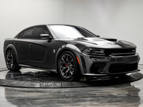Used 2020 Dodge Charger SRT Hellcat w/ Harman/Kardon Audio Group image 24