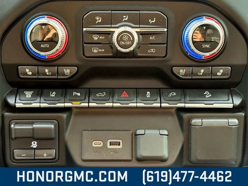 Used 2023 GMC Sierra 2500 Denali image 33