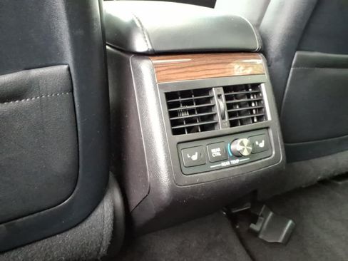 Used 2015 Toyota Avalon Limited FWD image 11