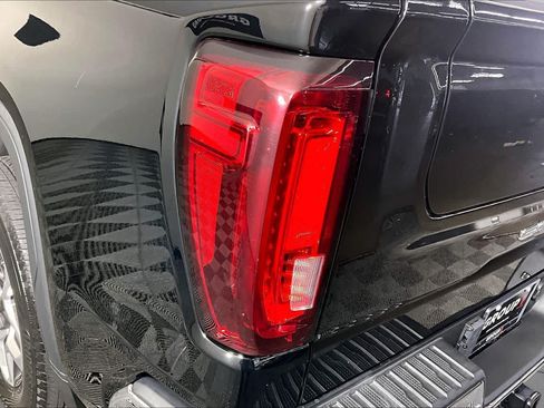 Used 2023 GMC Sierra 1500 SLT w/ SLT Premium Plus Package RWD image 27