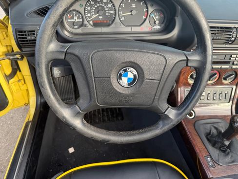 Used 1998 BMW Z3 2.8 RWD image 15