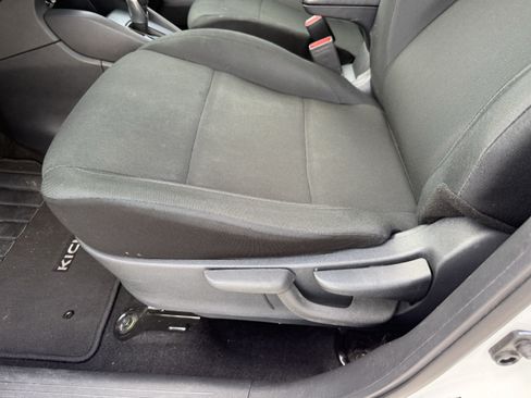 Used 2024 Nissan Kicks S FWD image 29