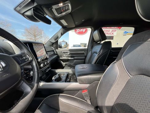 Used 2024 RAM 1500 Laramie image 9