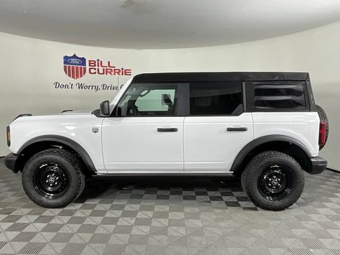 New 2026 Ford Bronco Big Bend w/ Black Diamond Package AWD/4WD image 6