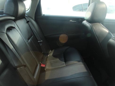 Used 2014 Chevrolet Impala LTZ image 12