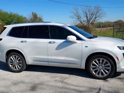 Used 2021 Cadillac XT6 Premium Luxury w/ Platinum Package