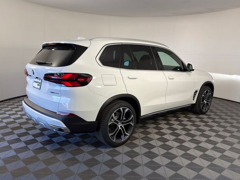 Used 2026 BMW X5 sDrive40i w/ Parking Assistance Package RWD image 9