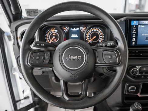Used 2024 Jeep Wrangler Sport image 32