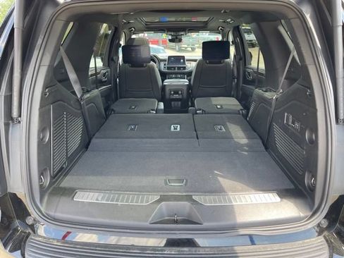 Certified 2024 Chevrolet Tahoe High Country AWD/4WD image 7