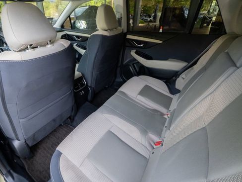 Used 2024 Subaru Outback Premium AWD/4WD image 17