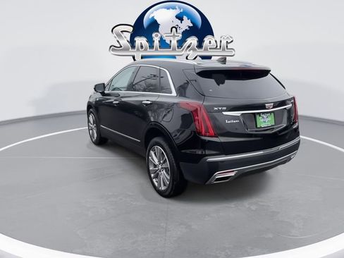Used 2025 Cadillac XT5 Premium Luxury image 7