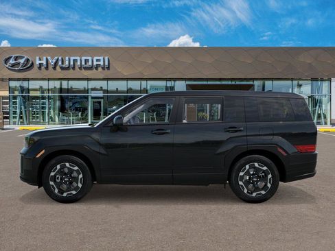 New 2026 Hyundai Santa Fe SE image 3