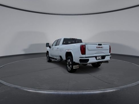 New 2026 GMC Sierra 3500 Denali w/ Denali Reserve Package image 7