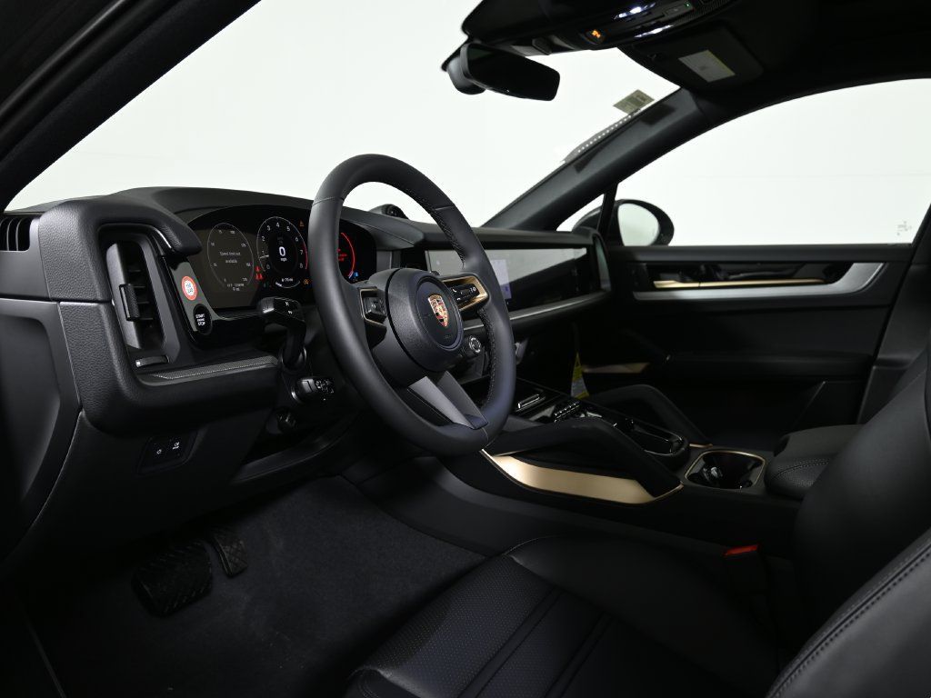 Used 2026 Porsche Cayenne Coupe AWD/4WD image 4