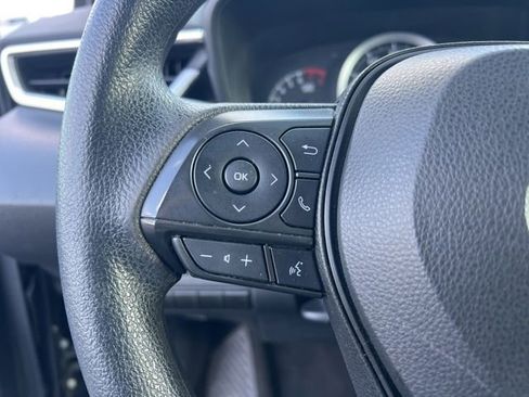 Used 2022 Toyota Corolla LE image 14