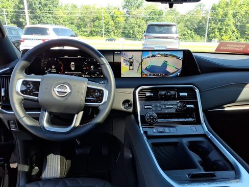 Certified 2026 Nissan Armada Platinum AWD/4WD image 8