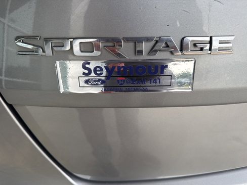 Used 2020 Kia Sportage S image 14