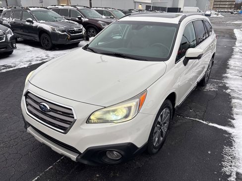 Used 2017 Subaru Outback 2.5i Touring w/ Popular Package #5A image 6
