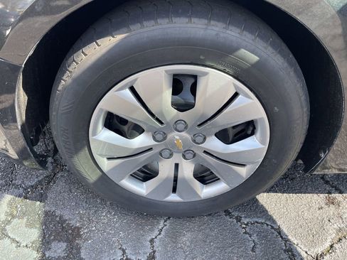 Used 2012 Chevrolet Cruze LS w/ Connectivity Package image 17