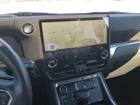 Used 2024 Lexus GX 550 GX 550 Overtrail+ image 20