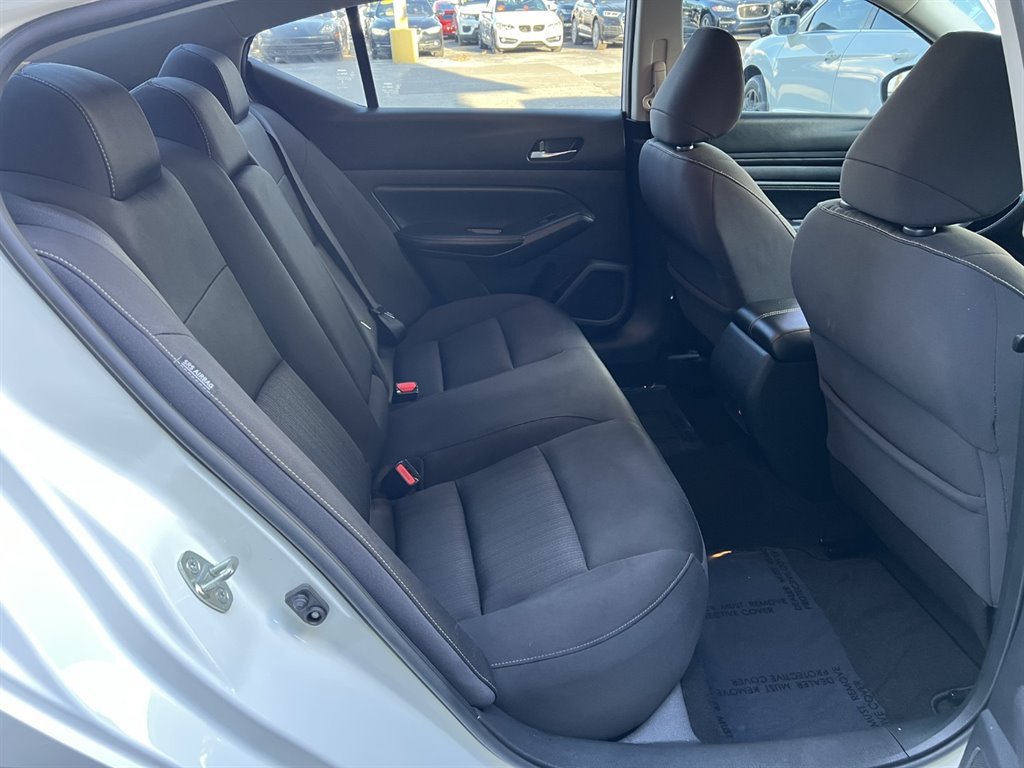 Used 2020 Nissan Altima 2.5 S FWD image 16