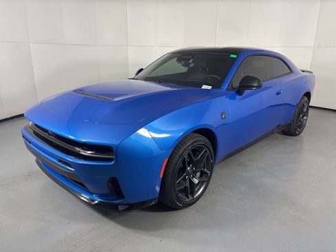 New 2026 Dodge Charger Scat Pack w/ Blacktop Package AWD/4WD image 4
