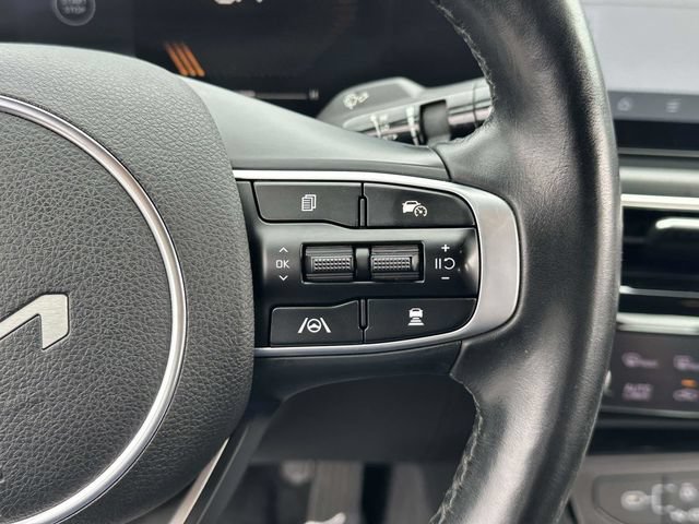 Used 2025 Kia K5 GT-Line AWD/4WD image 10