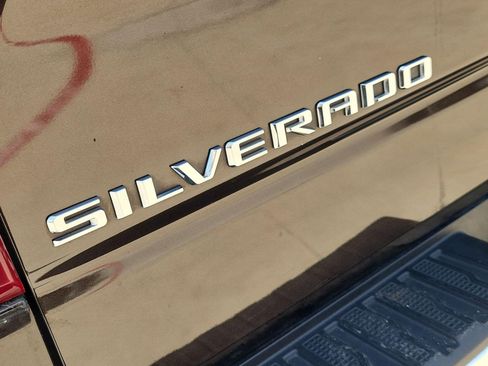 Used 2019 Chevrolet Silverado 1500 LT w/ Texas Edition RWD image 29